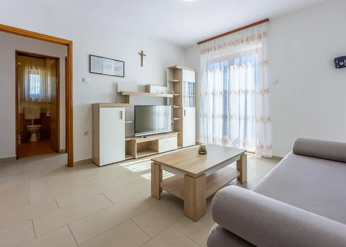 Apartament Family House With Swimming Pool Novi Vinodolski