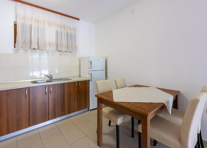 Family House With Swimming Pool * Novi Vinodolski