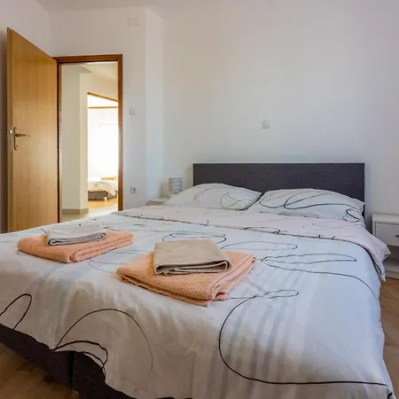 Family House With Swimming Pool