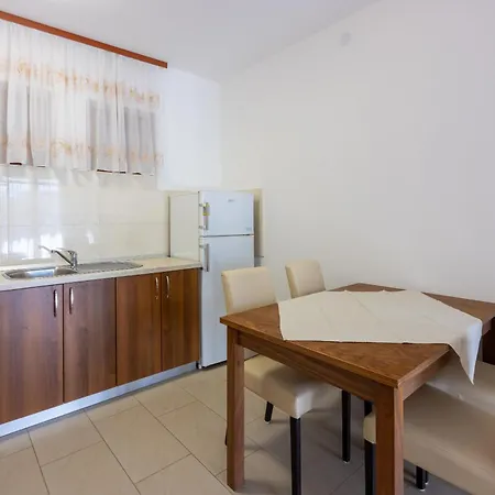 Family House With Swimming Pool * Novi Vinodolski